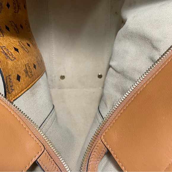 MCM Visetos Studded Shoulder Bag - Picture 9 of 15